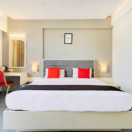 Capital O 77219 Hotel Dwarwata Dharwad Exterior photo